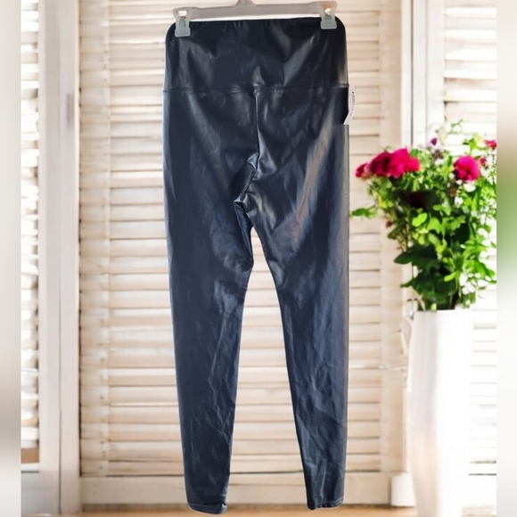 🆕️ Aritzia Wilfred Free Daria Vegan Leather High Waisted Leggings Pants Size M - Picture 3 of 11